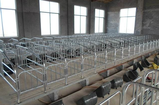 热博登录管养殖场