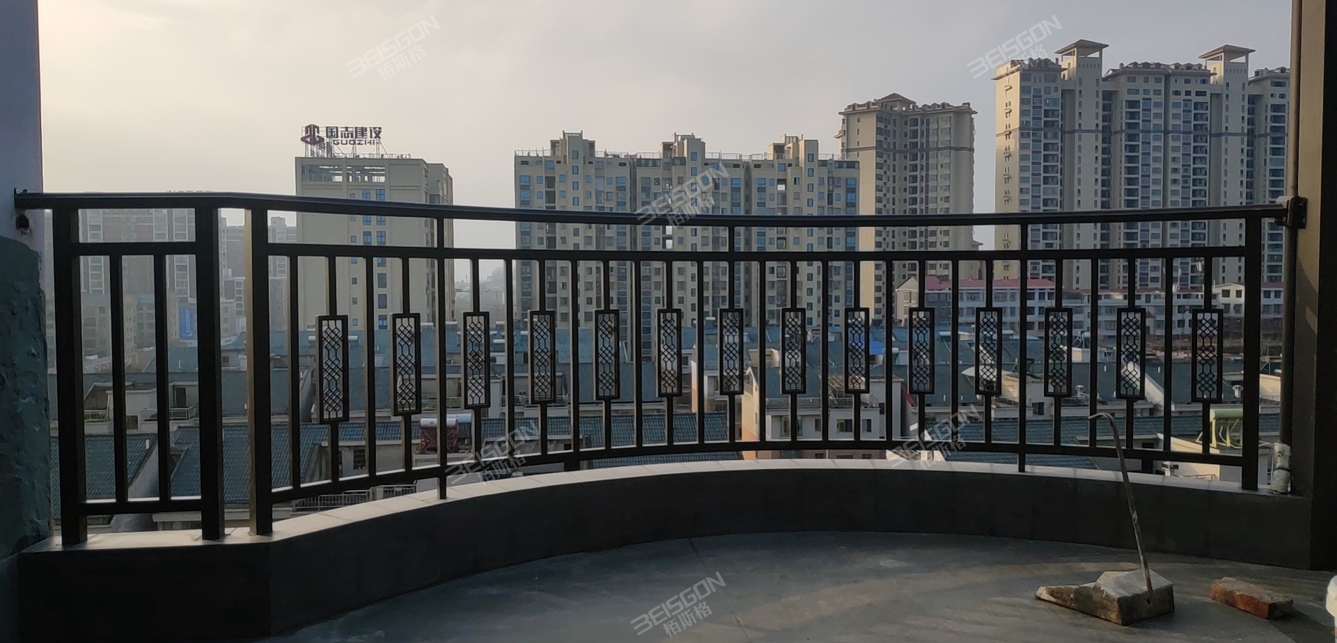 热博登录管扶手