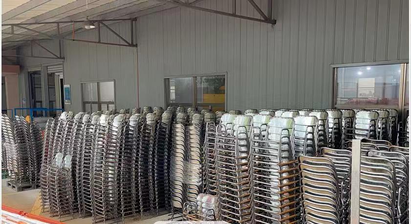 热博登录管桌椅